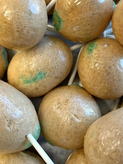 Freeze Dried Caramel Apple Suckers